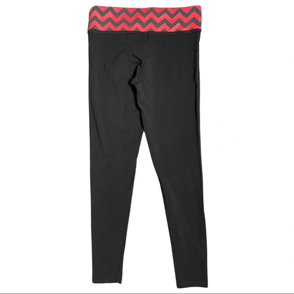 🛍️3/$40 Pink Victoria’s  Secret Black Leggings Chevron Waistband Size Small - Picture 2 of 4